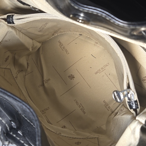 Time resistance leather bucket bag - Picture 7 of 8